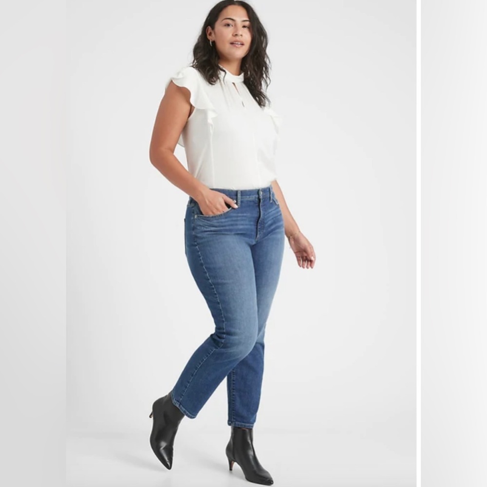 Banana Republic Curvy Girlfriend Jean